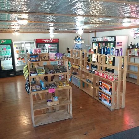 Waring Top Of The Hill Rv Resort & Cabins מראה חיצוני תמונה